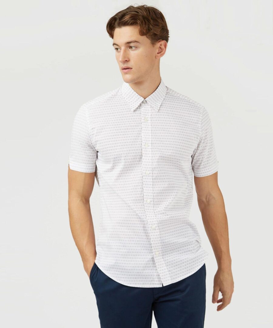 Spot Dash Maroon